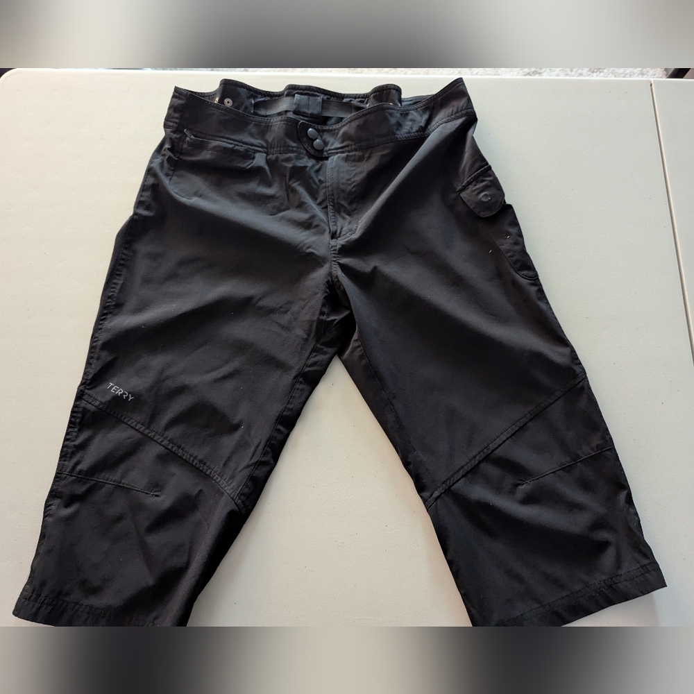 Black Cargo Shorts